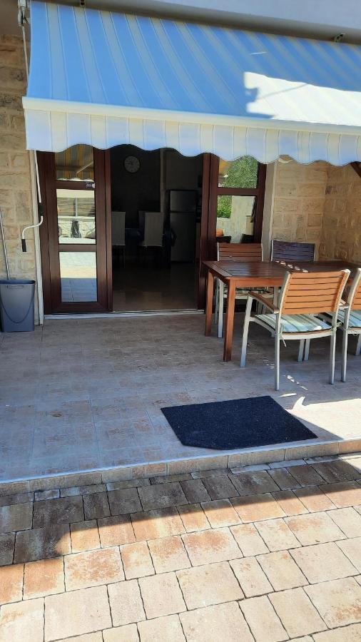 Apartments Bosana XIV Biograd na Moru Kültér fotó